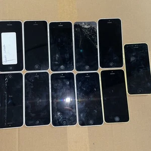 11 iphone 5c faulty yellow and white  - Picture 1 of 7
