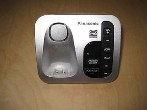 Panasonic KX-TGC220 DECT 6.0 Single Line Cordless Phone Main Base - Picture 1 of 5