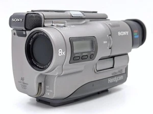 Sony CCD-TR1 Video8 Hi8 Camcorder 8mm Tape Dubbing Tested Used - Picture 1 of 9