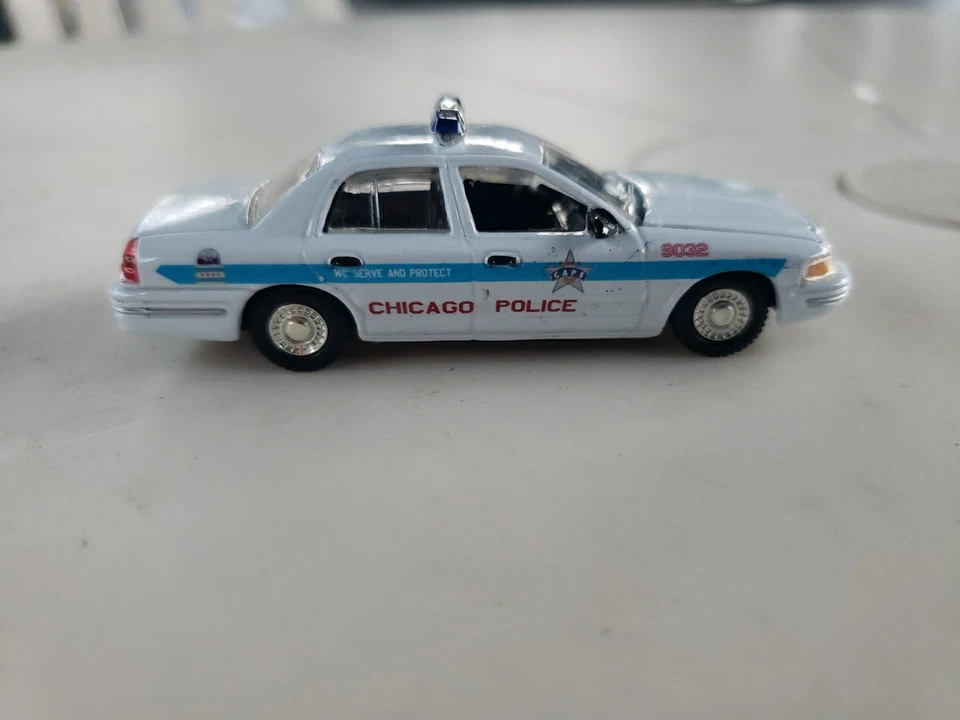 Custom SpecCast 2001 Ford Crown Victoria Chicago Police Car - Image 1 of 4