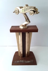 Vintage 1950’s-60’s Classic Car Trophy Topper goldfarben - Bild 1 von 3