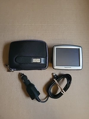 TOMTOM GPS XXL USA and Canada 310 N14644 Bundle With Case- Working  - Image 1 of 3