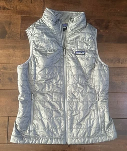 Patagonia Damengröße Medium grau Nano Puff Primaloft leichter Reißverschluss gefütterte Weste - Bild 1 von 4