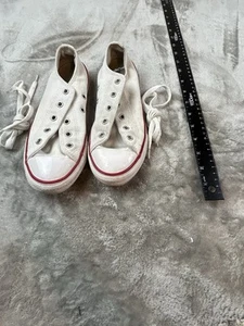 Vintage Chuck Taylors All Star Low Top Shoes Youth 3 Off White Cream Ivory - Picture 1 of 6