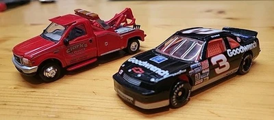 Grúa Ford F-450 1/64 Clark's camión de servicio Johnny Lightning Dale Earnhar Foto 1 de 4