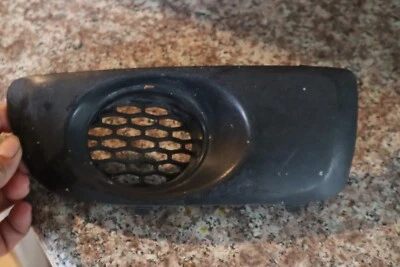 Чехлы противотуманных фар 1998-2001 Subaru Impreza передний бампер GC8 2.5RS Outback - Изображение 1 из 2