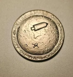 Medalla Apolo XI 11 Primero en la Luna Armstrong Aldrin Collins Aterrizaje - Imagen 1 de 5