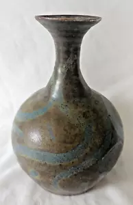 Wonderful early studio pottery vase bottle form great glaze effects - Picture 1 of 22