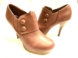 fioni heels booties