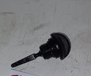 TAPPO CARICO LIVELLO OLIO PIAGGIO LIBERTY 50 I-GET 2016 2020 VEDERE FOTOGRAFIE - Foto 1 di 4