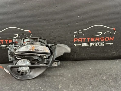 FARO ANTINIEBLA DERECHO PASAJERO FIAT 124 SPIDER 17-20 CON SOPORTE DE MONTAJE Foto 1 de 4