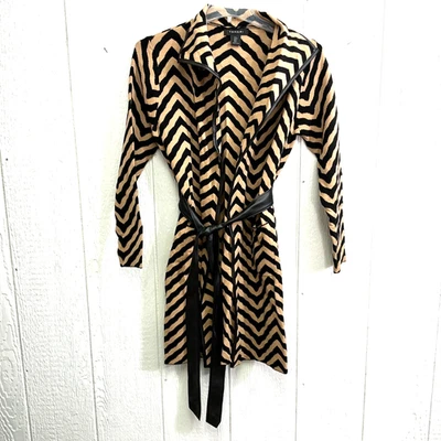 T-Tahari Vegano Cuero Tejido Midi Suéter Chaqueta Para Mujer S, M, L Envoltura Cinturón Negro Foto 1 de 4