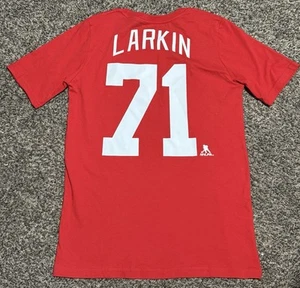 Detroit Red Wings Dylan Larkin 71 Youth Large Red Jersey Shirt Captain Perfect - Picture 1 of 3