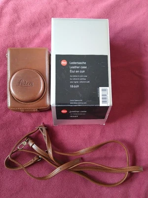 Genuine Leica Leather D-Lux3 Case - Brown Leather - Image 1 of 4