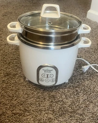 Artículos para el hogar NutriWare 14 tazas (cocinado) olla de arroz digital y vaporizador de alimentos, blanco Foto 1 de 4