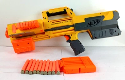 Rifle pistola bláster Nerf amarillo DEPLOY CS-6, transformable, incluye 2 cargadores Foto 1 de 4