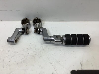 Barras de carretera Kawasaki Vulcan 800 estriberas no completamente oxidadas Foto 1 de 4