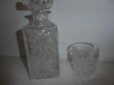 Böhmisches  Kristallglas Whisky Gläser  210 ml Set  6 Stück mit Karaffe - Bild 1 von 4