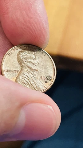 1982 D Lincoln Memorial Penny Large Date Cover