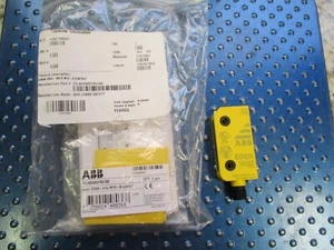 NEW ABB SAFETY SWITCH SENSOR 2TLA020051R5700 - Picture 1 of 6