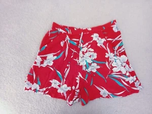 F&F Shorts. Rot mit Muster Größe 10 sehr guter Zustand - Bild 1 von 3