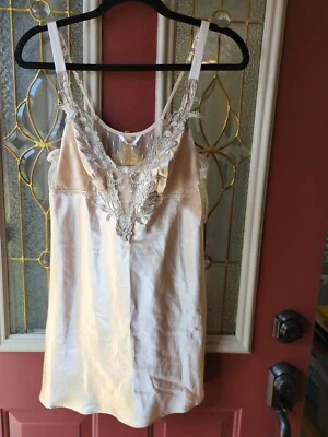 Vestido Flora Nikrooz Stella Satinado Encaje Sin Mangas Sumergible Romántico Pequeño Nuevo con Etiquetas Foto 1 de 4