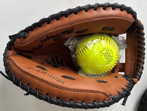 MacGregor Fastpitch Baseball Softball Catcher's Mitt RHT + Ball - Picture 1 of 6