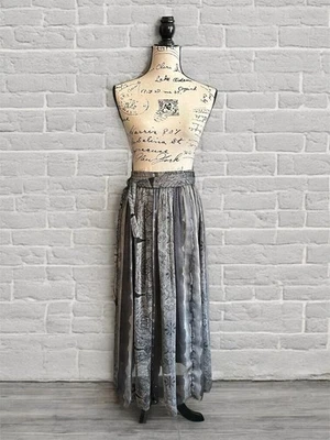 Maxi Falda Forrada Gris Fluido Patrón Abstracto Estilo Bohemio Foto 1 de 4