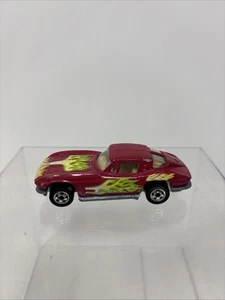 HOT WHEELS Maroon CORVETTE STINGRAY Split Window Flames 1979 DIECAST Malaysia - Picture 1 of 11