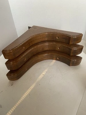 3 Soportes de Estantería de Roble Madera de Roble Real Tamaño 10 3/8 X 11 1/4 pulgadas En Excelente Estado. Foto 1 de 4