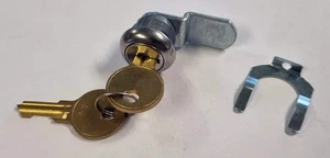 Toolbox Lock And Key Set - Picture 1 of 3