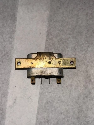 OEM VOLVO 240 164 140 Headlight Step Relay - Headlamp High and Low Beam  - Image 1 of 3