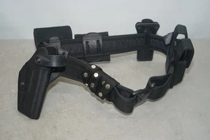 ^ Safariland 4305-2 Nylon Duty Belt Size Medium 32-38 W/ 6280-832 Holster #X5620 - Picture 1 of 10