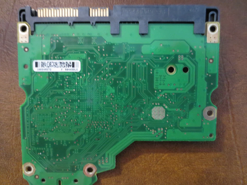 Dell ST3300657SS 9FL066-150 FW:ES62 Config:1342 (100549572 F) 300gb SAS PCB - Image 1 of 1