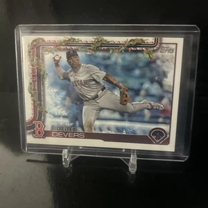 2025 Topps Holiday - Holiday Back Short Print - #H190 Rafael Devers - Bild 1 von 2