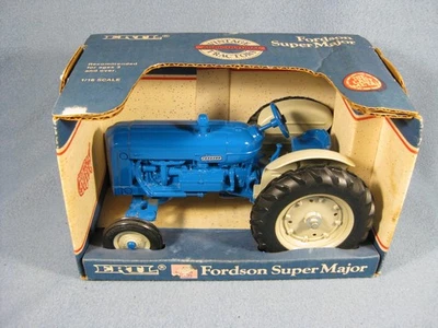 Fordson Super Major tractor ERTL 1/16 nice box diecast farm toy Z - Image 1 of 4
