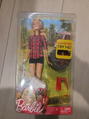 Barbie Muñeca Fogata Muy Divertida Camping Hermanas Barbie Fire Works Caja Dañada Foto 1 de 4