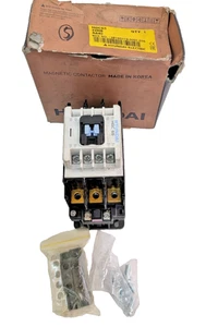 *Nuevo en caja* Contactor auxiliar Hyundai Electric HGC65 22NS A440 65A 440V - Imagen 1 de 5
