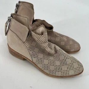 Dolce Vita laser cut boots booties shoes 8.5 - Picture 1 of 8