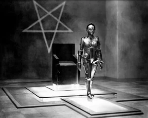 Metropolis Brigitte Helm der Roboter Maschinenmensch 8X10 Foto Bild Film #13 - Bild 1 von 1