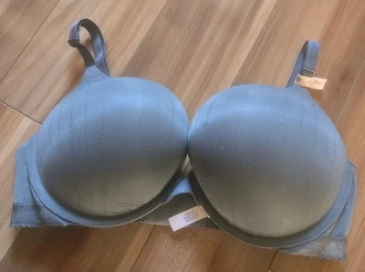 NUEVO CON ETIQUETAS Camiseta Victorias Secret Bombshell Añadir 2 Tazas Sujetador Acolchado Pointelle Gris 36D Foto 1 de 4