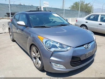 BLK RIGHT REAR DOOR TRIM PANEL 2015 HYUNDAI VELOSTER Foto 1 de 4