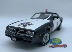 Franklin Mint Pontiac Firebird Police 1977, in scala 1:24, (3214) , vintage - Foto 1 di 9