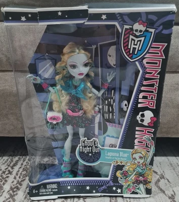 Monster High Ghoul's Night Out Lagoona 2012 azul nuevo caja dañada  Foto 1 de 4