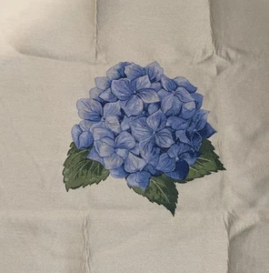 Square by design Blue Hydrangea Fabric Panel Embroidered Tapestry. New - Bild 1 von 4