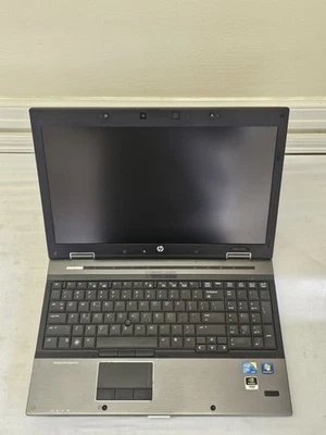 HP EliteBook 8540w computer portatile - Intel i7 - 4 GB RAM - 320 GB HDD - BAD BATT - Win 10 - Immagine 1 di 4
