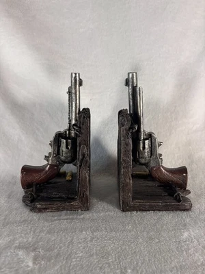 Rústico Western Doble Revólveres Seis Pistolas Pistola Tirador Sujetalibros Juego de Estatuillas Foto 1 de 4