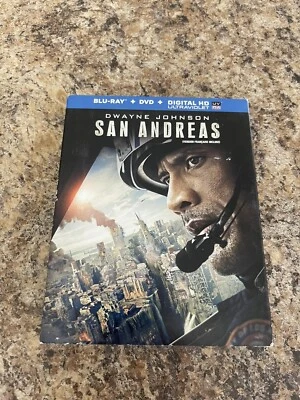 San Andreas - Blu-ray / DVD with slipcover - Dwayne Johnson - Image 1 of 4