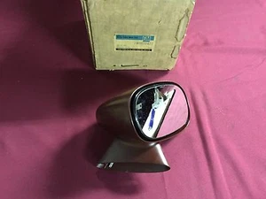 NOS 70-72 CHEVROLET _ PONTIAC _ BUICK_ OLDS MIRROR GM 9822422 GTO 442 CAMARO GSX - Picture 1 of 4