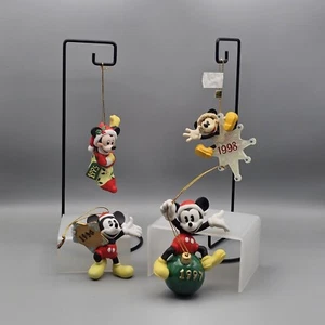 Lote de 4 adornos Enesco Disney Mickey Mouse 1995 1996 1997 1998 - Imagen 1 de 9